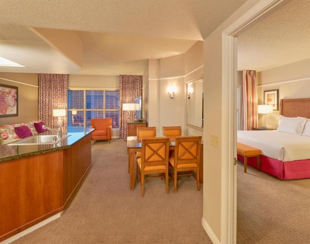 Hotel Rooms and Suites Off Strip