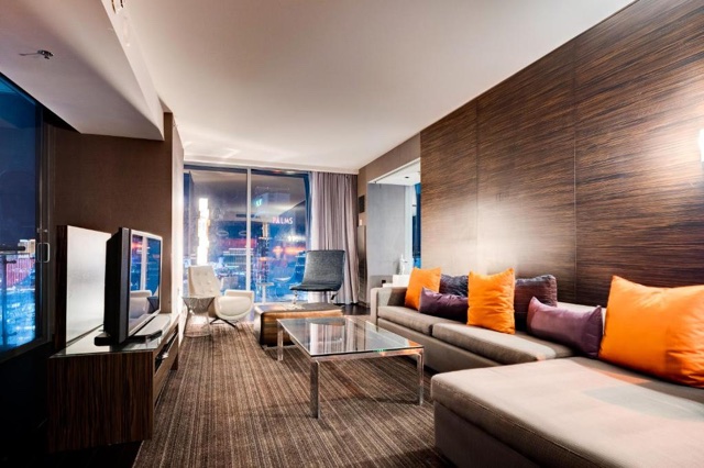 Hotel Rooms and Suites Off Strip